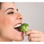 The Stomach-Saving Power of Broccoli: How It Works Eating Brocoli